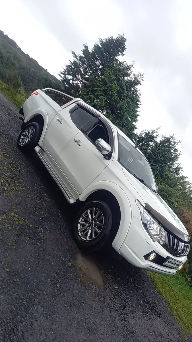 Mitsubishi l200 - Image 1