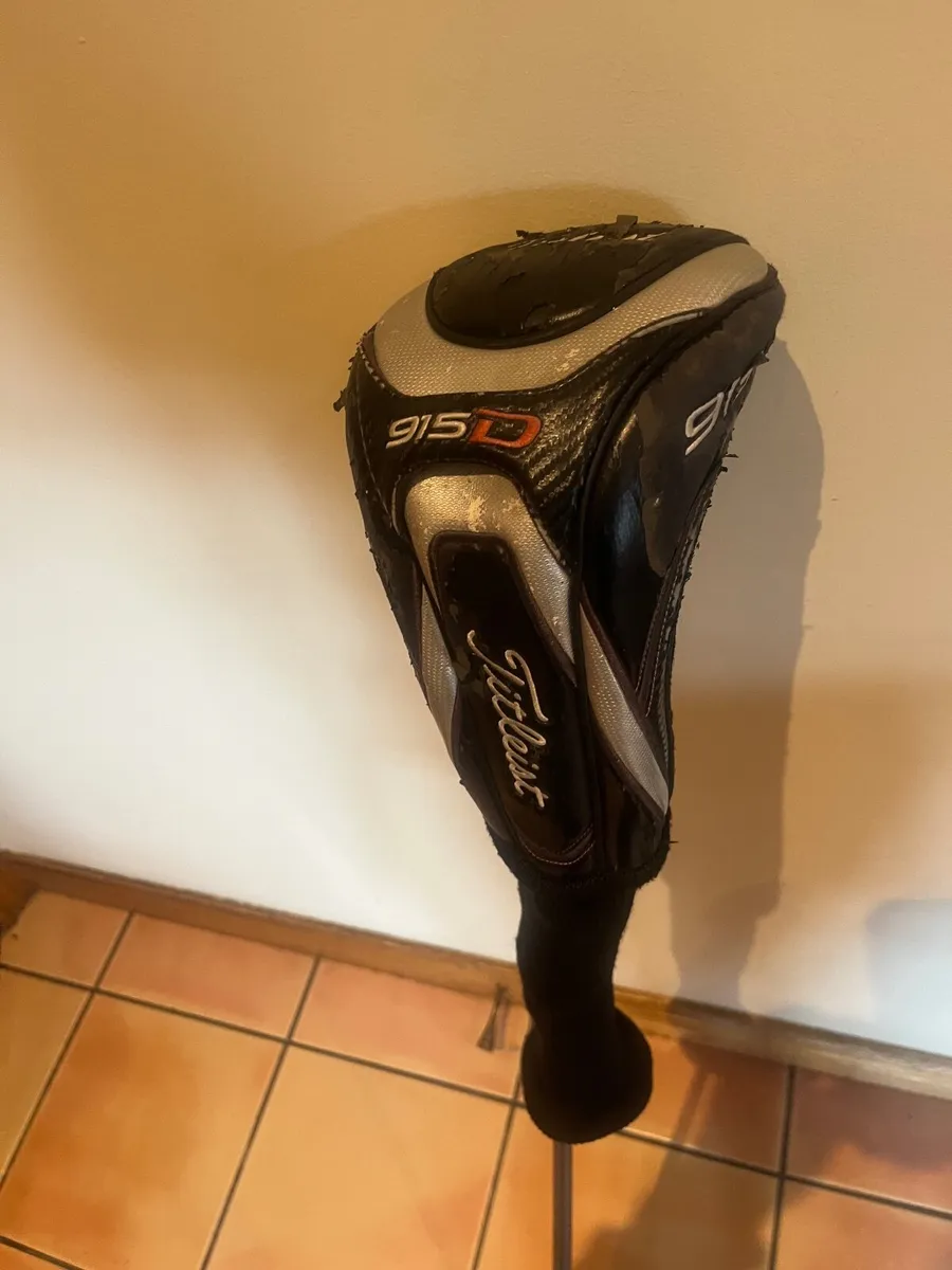 Titleist 915 driver 10.5 degrees - Image 4