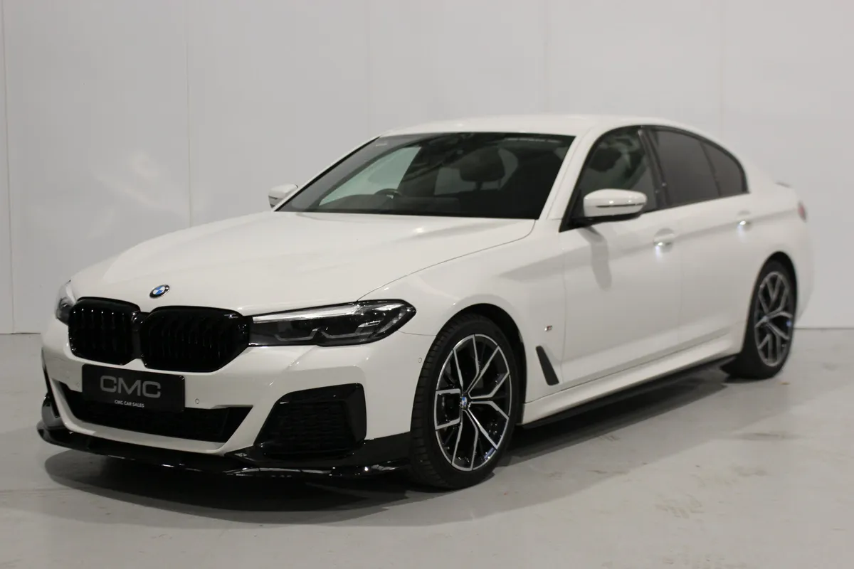 BMW 5-Series 2021 520D MSPORT LCI - Image 3