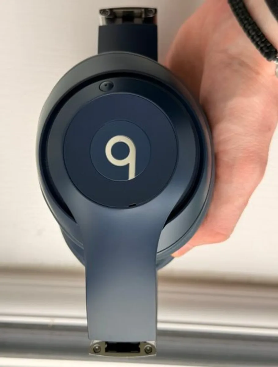 Beats Studio 3 Wireless Noise Cancelling - Image 2