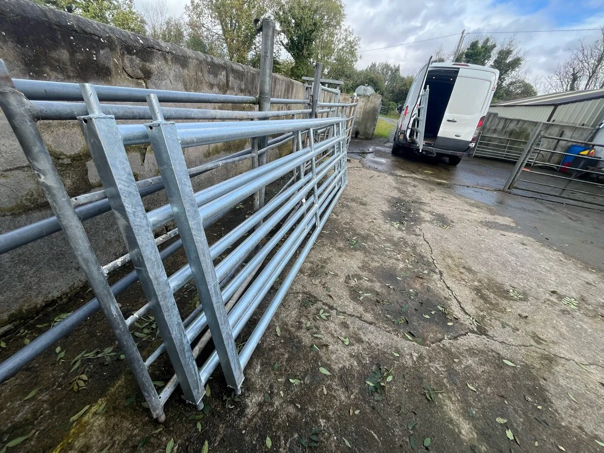 Extendable, gates and barriers - Image 1