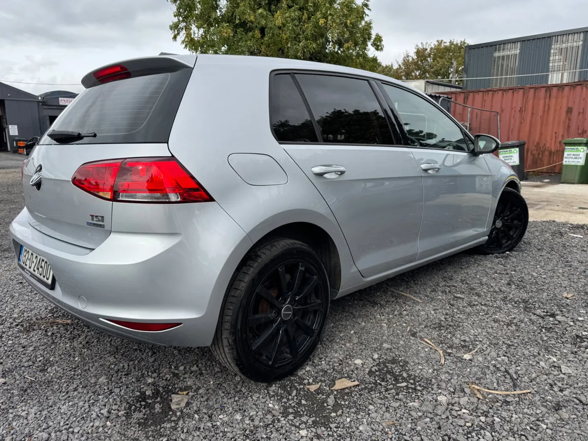 Volkswagen Golf Automatic - Image 3