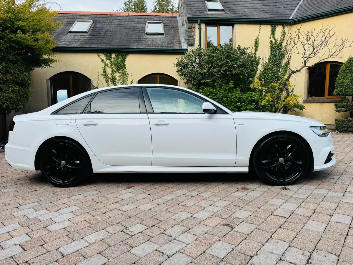 Audi A6 2.0 Tdi Auto  ULTRA  BLACK EDITION NI - Image 3