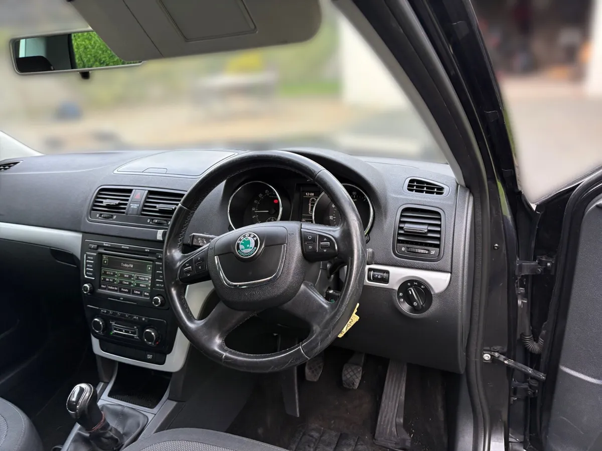 2012 -Skoda -Yeti -2.0-Diesel - Image 2