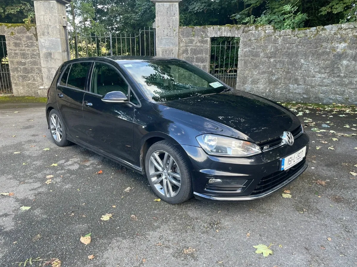 151 Volkswagen Golf  **R LINE** 2.0 Diesel - Image 2