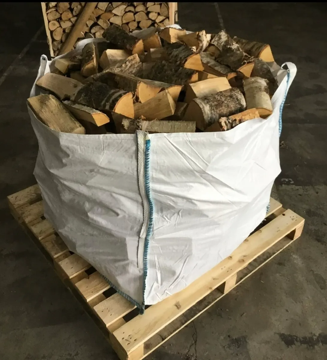 Seasoned hardwood firewood 🔥