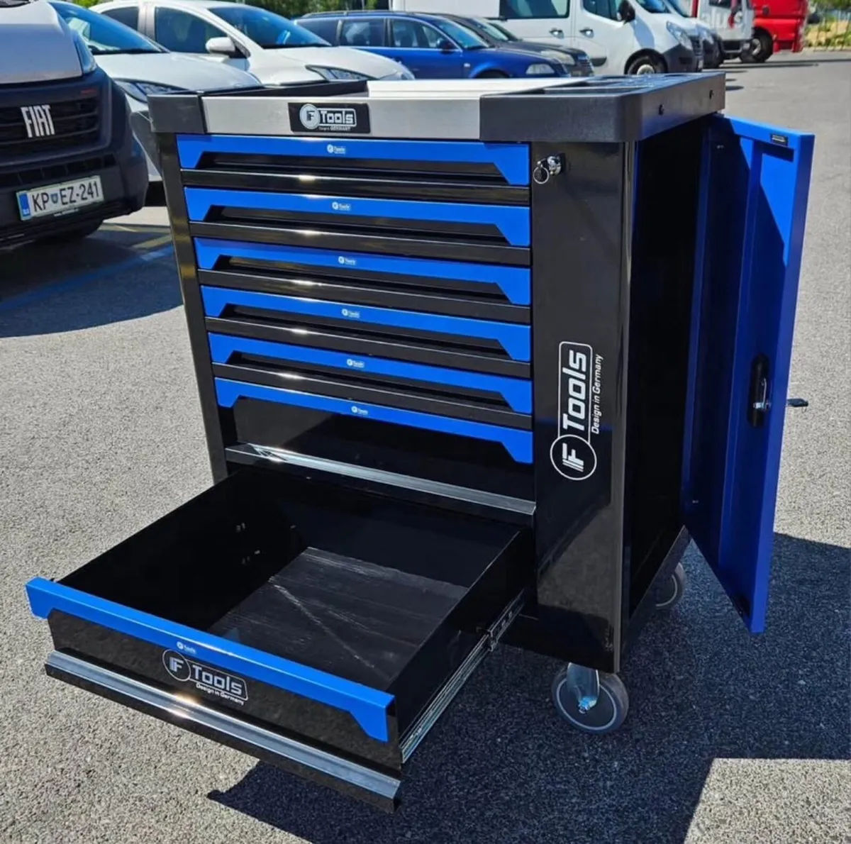 Brand new heavy duty industrial use tool cabinet - Image 2