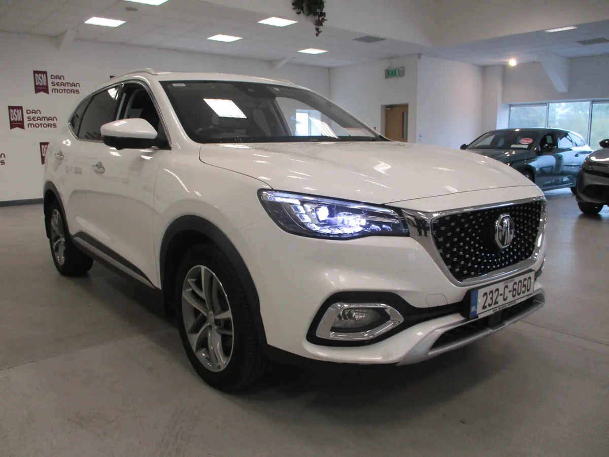 MG HS 1.5 PHEV EXCLUSIVE 2023-PANORAMIC ROOF - Image 2
