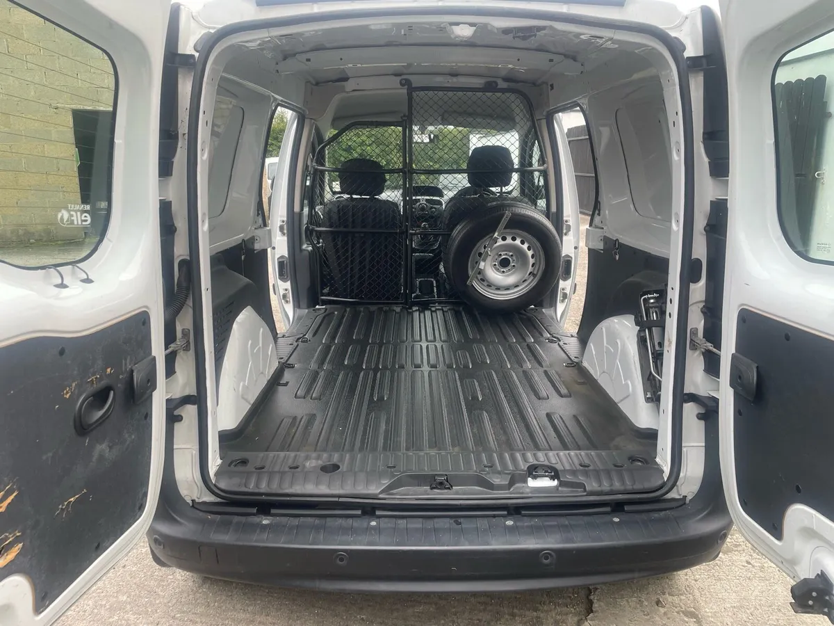 2019 (192) REN KANGOO Maxi Diesel ..FULLY SERVICED - Image 3