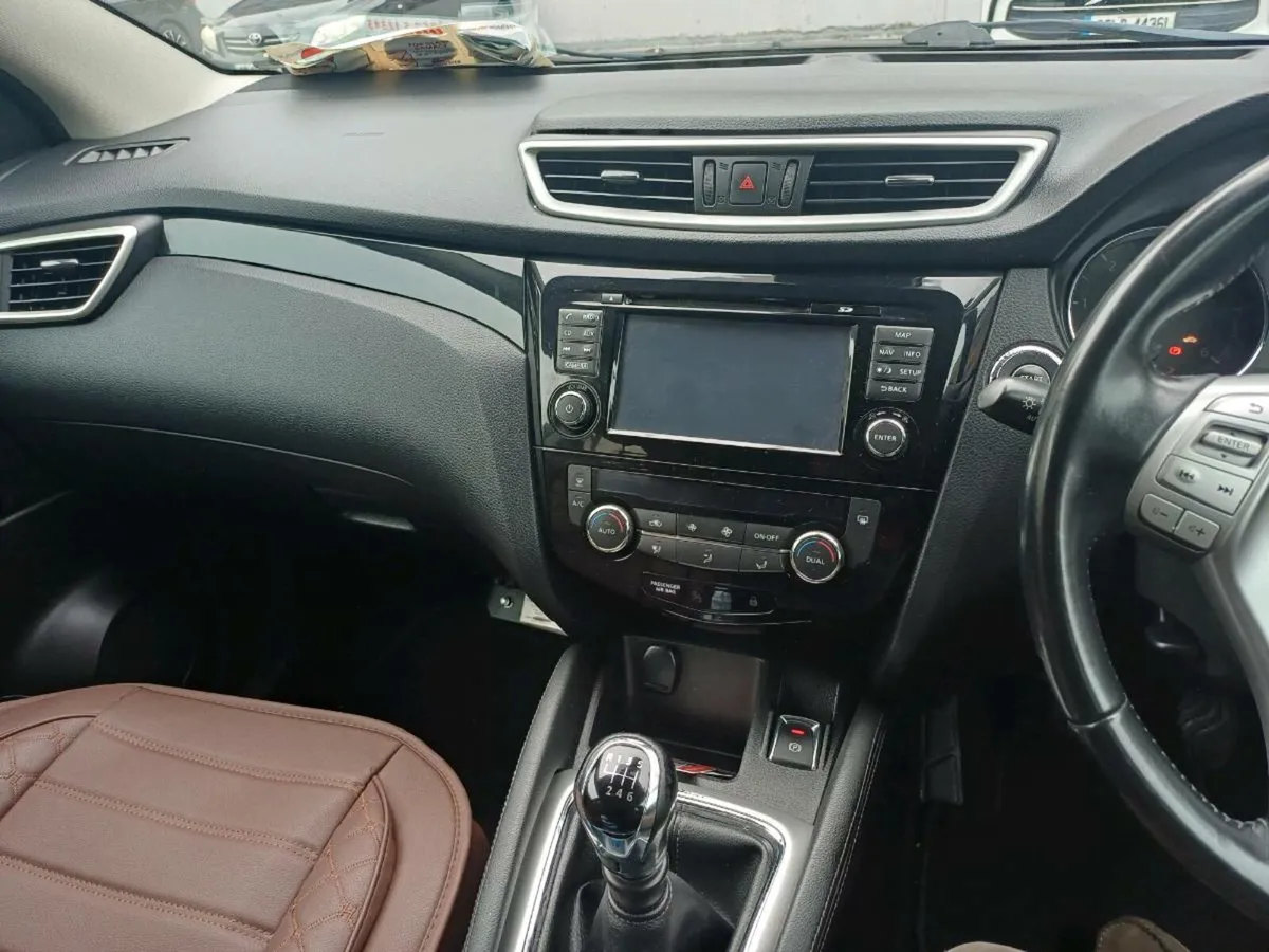 Nissan Qashqai 2015, MANUAL - Image 4