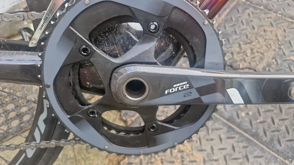 Viner carbon fibre racing bike - Image 1