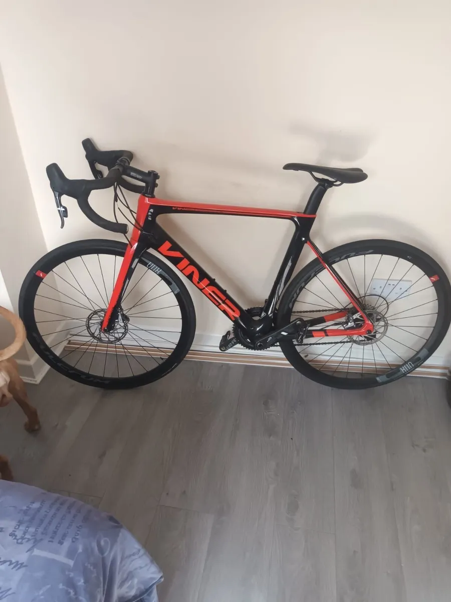 Viner carbon fibre racing bike - Image 4