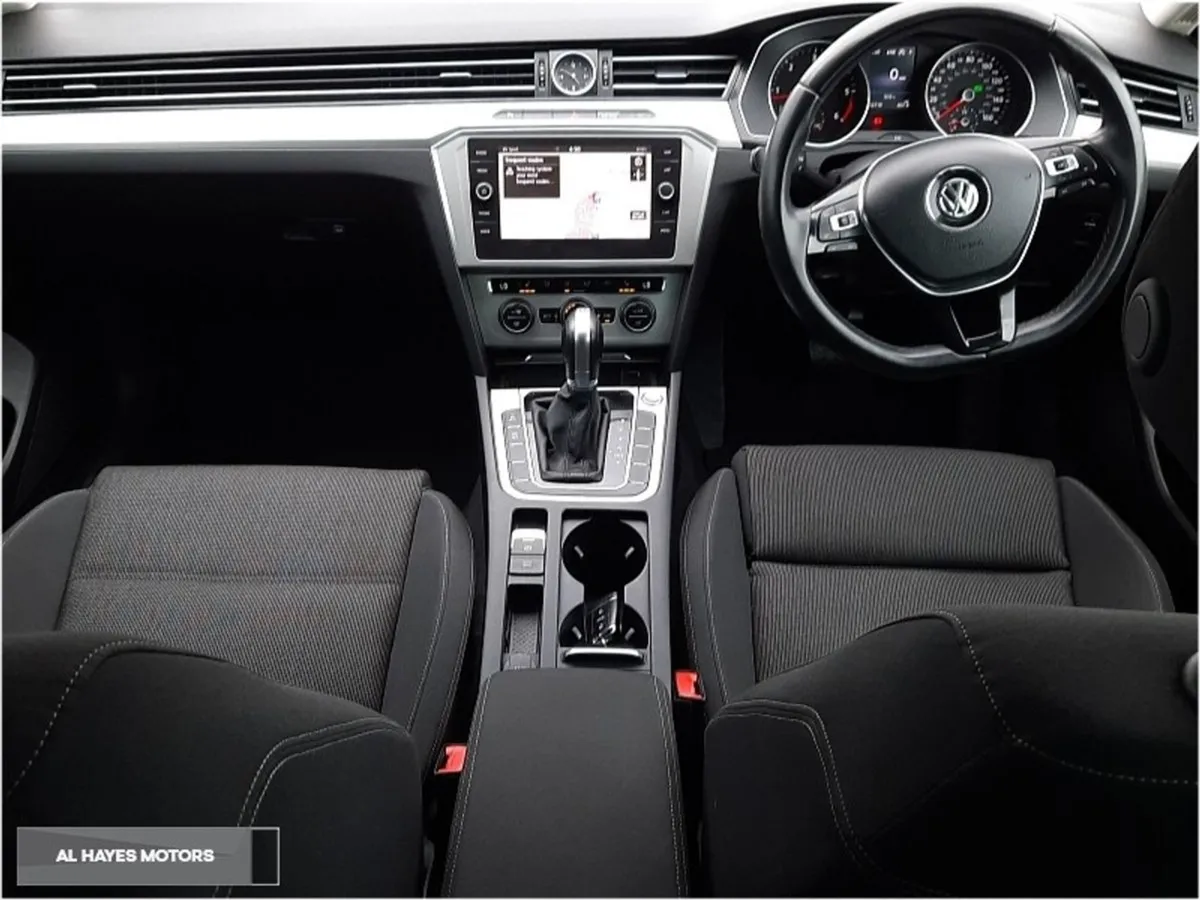 Volkswagen Passat  automatic estate 1.6 TDI 120HP - Image 2