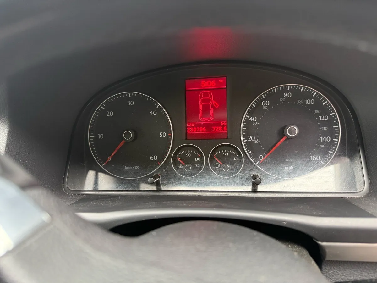 VW Touran - Image 3