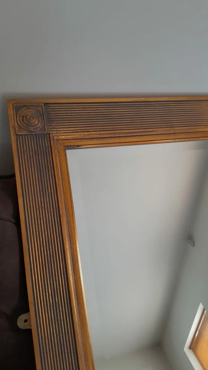 Beautiful  gold mirror - Image 3