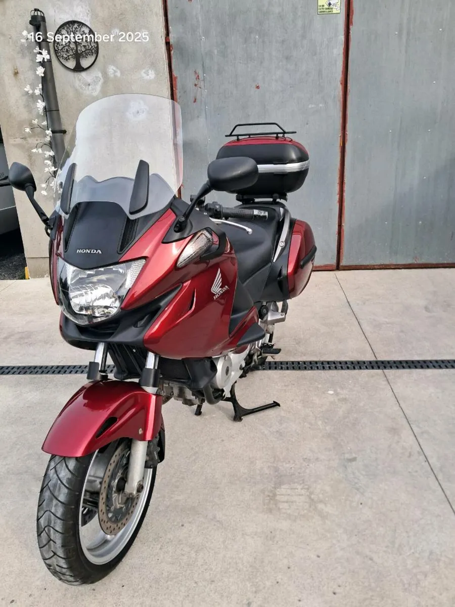 Honda Deauville NT700 - Image 2