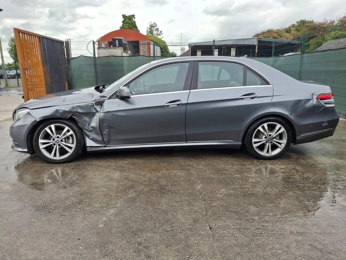 2016 Mercedes E-Class  CDI  Automatic - Image 3