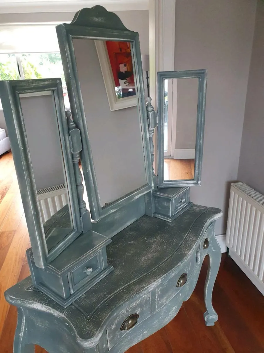 Dressing table - Image 2