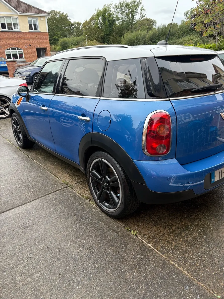 Mini Countryman - Image 4