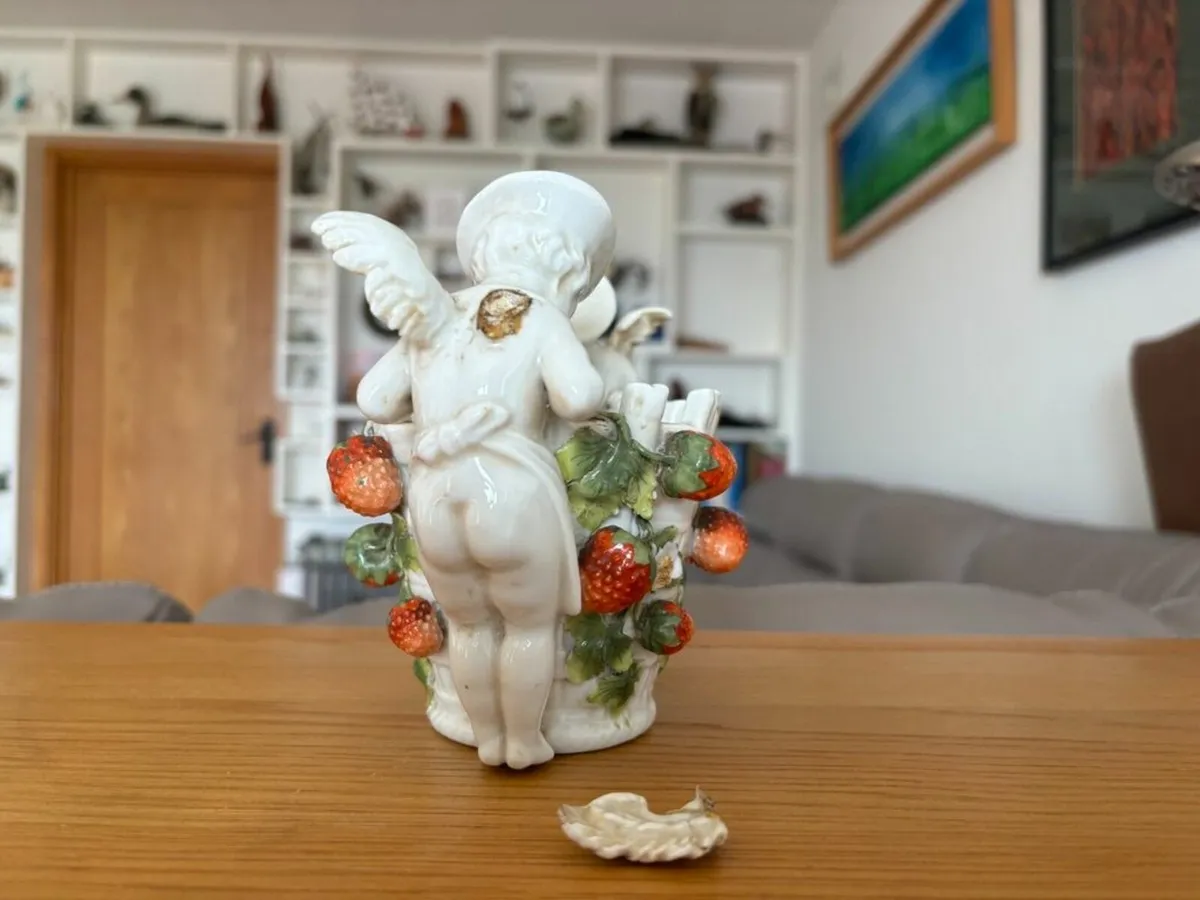 Vintage Porcelain Cherub Strawberry Planter - Image 3