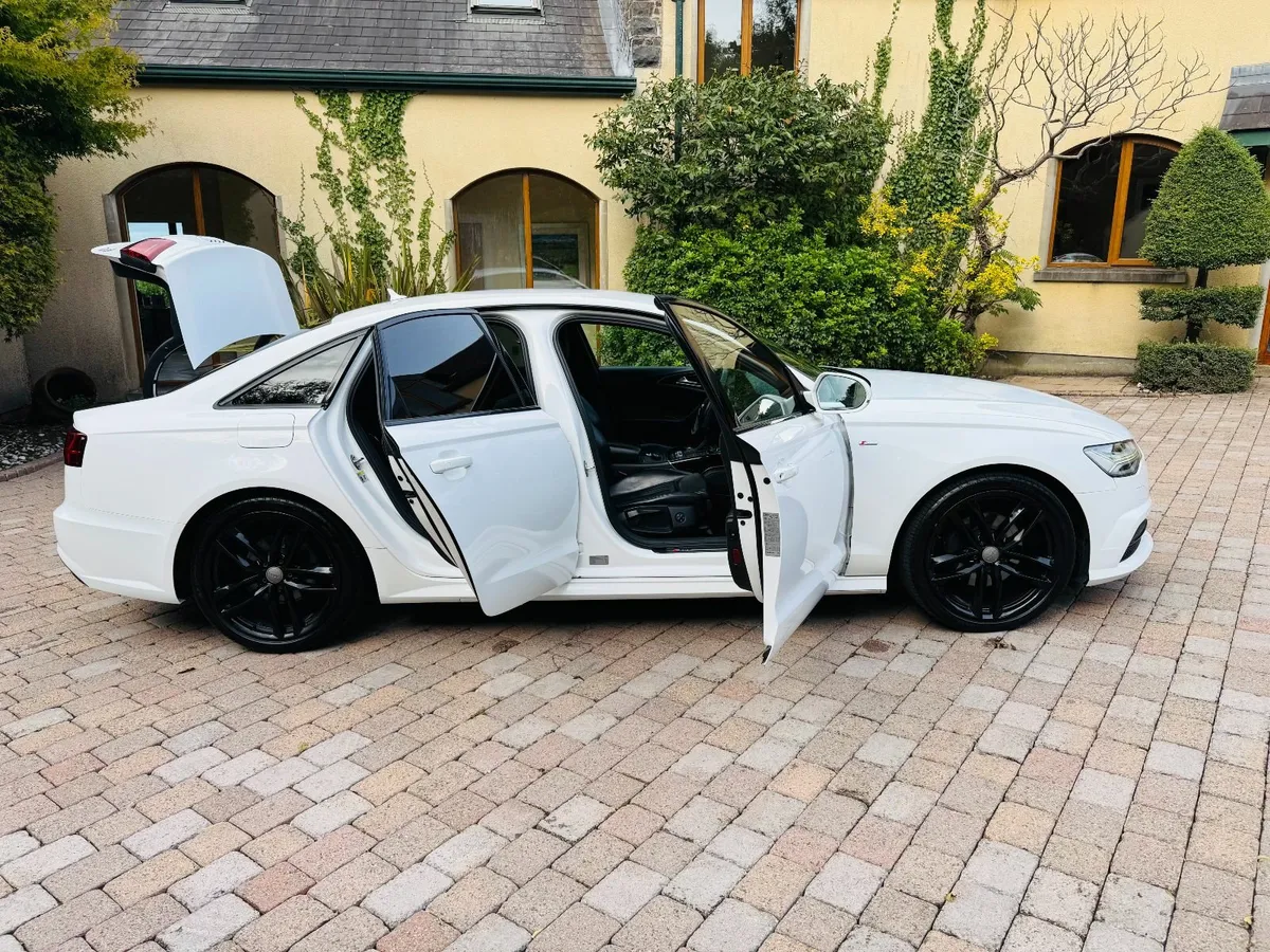 SORRY THIS CAR IS NOW RESERVED - Image 4