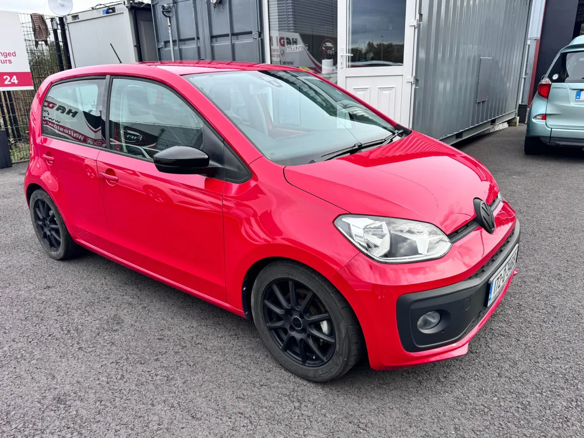 VOLKSWAGON UP 2017 RED - Image 2