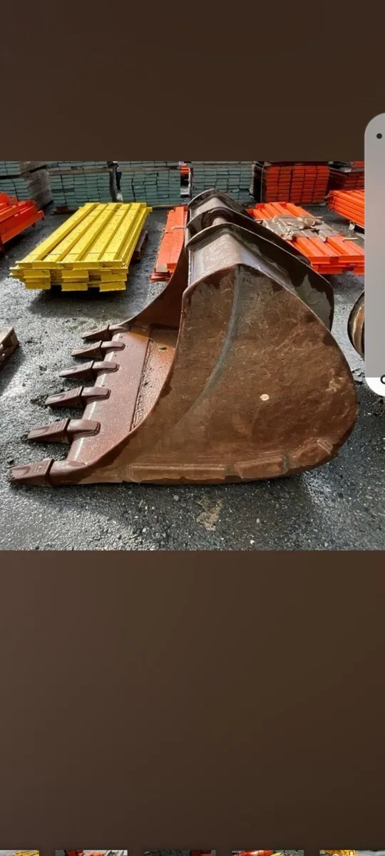 Digging bucket - Image 2