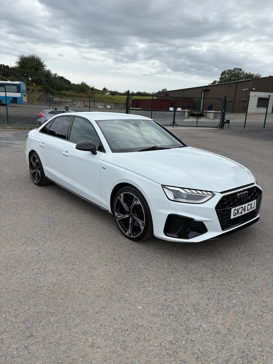Audi a4 - Image 1