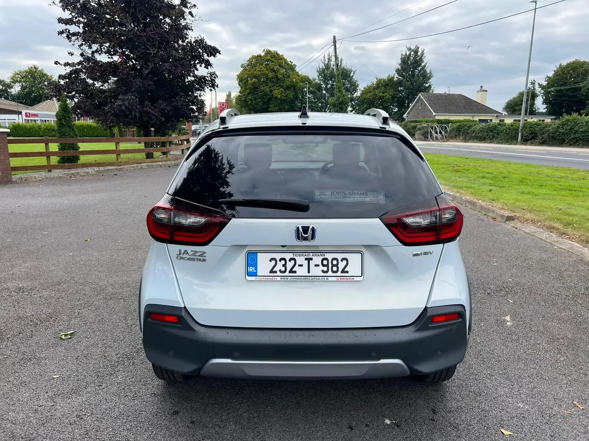 Honda Jazz Crosstar Advance 2023 - Image 4