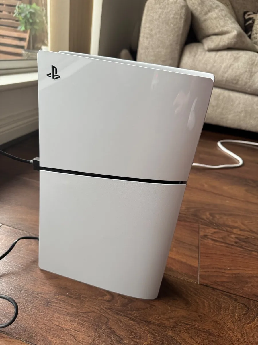 PlayStation 5 - Image 2