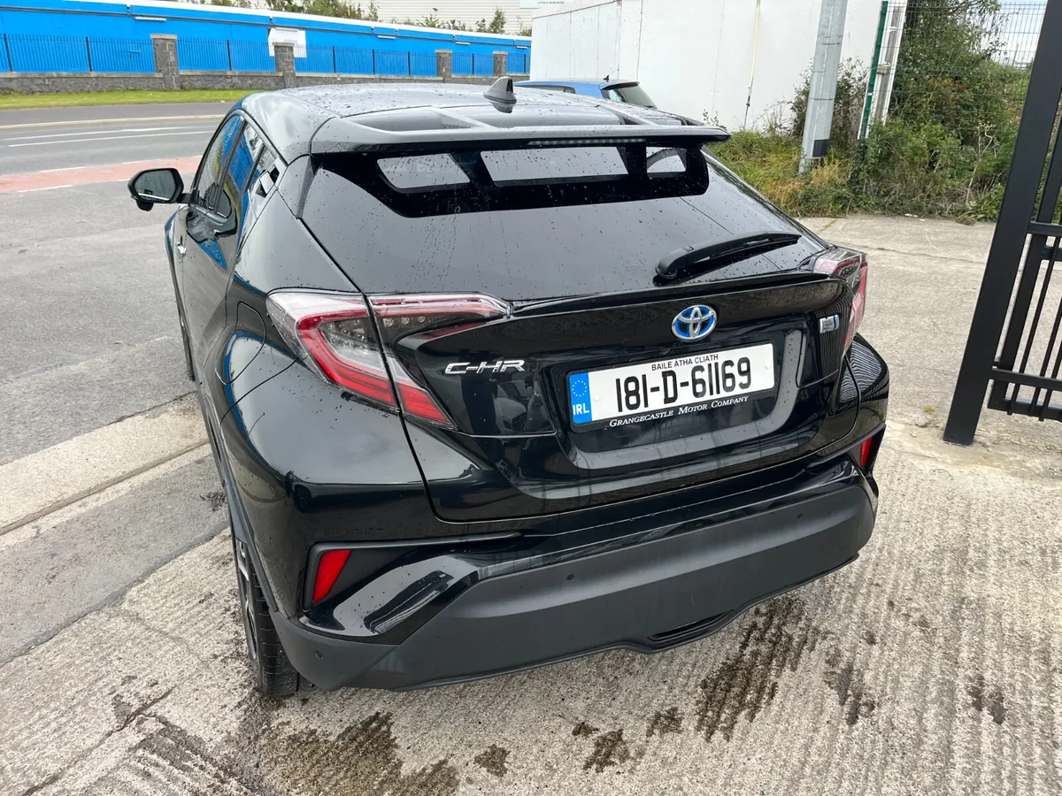 TOYOTA C-HR 2018, 1.8 HYBRID AUTO LOW KM HIGH SPEC - Image 4