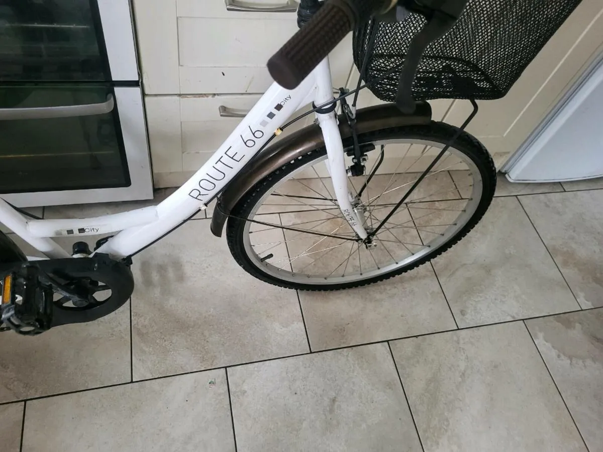 Bike - Image 4