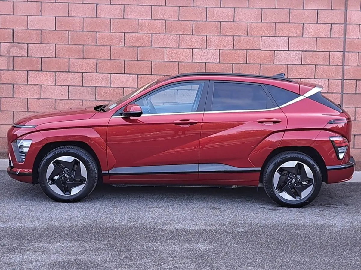 Hyundai Kona Electric Platinum Model 65 K/wh Batt - Image 3