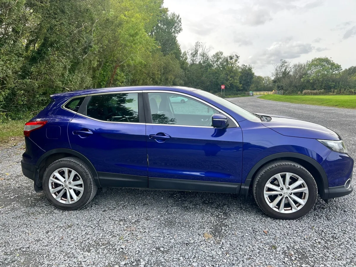 Car - Image 2