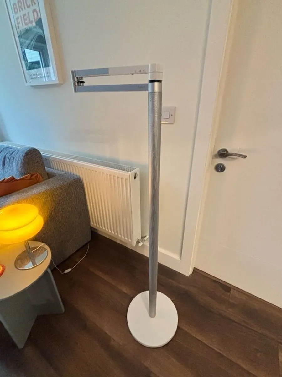 Dyson Solarcycle Morph floor lamp - Image 1