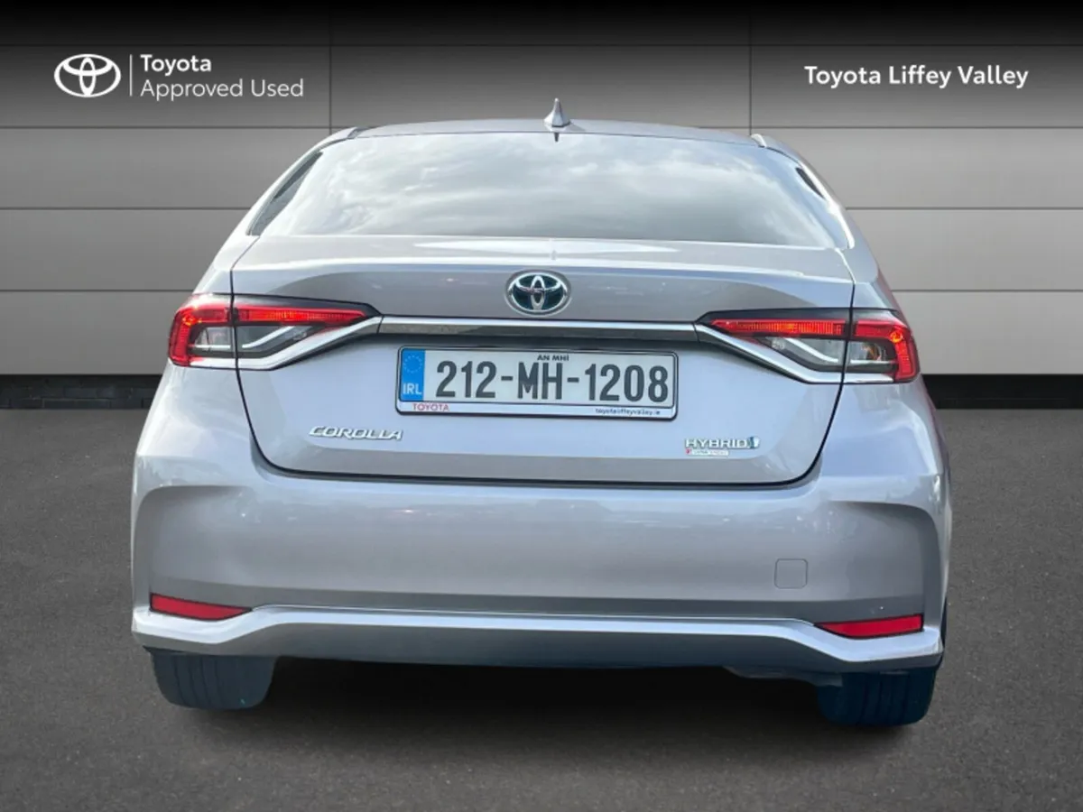 Toyota Corolla COROLLA HYBRID LUNA SPORT - Image 4