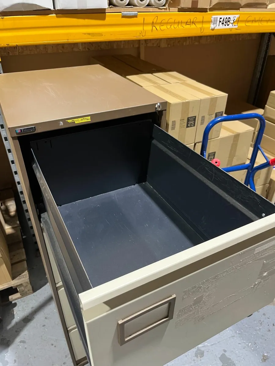 Filing cabinet - Image 2