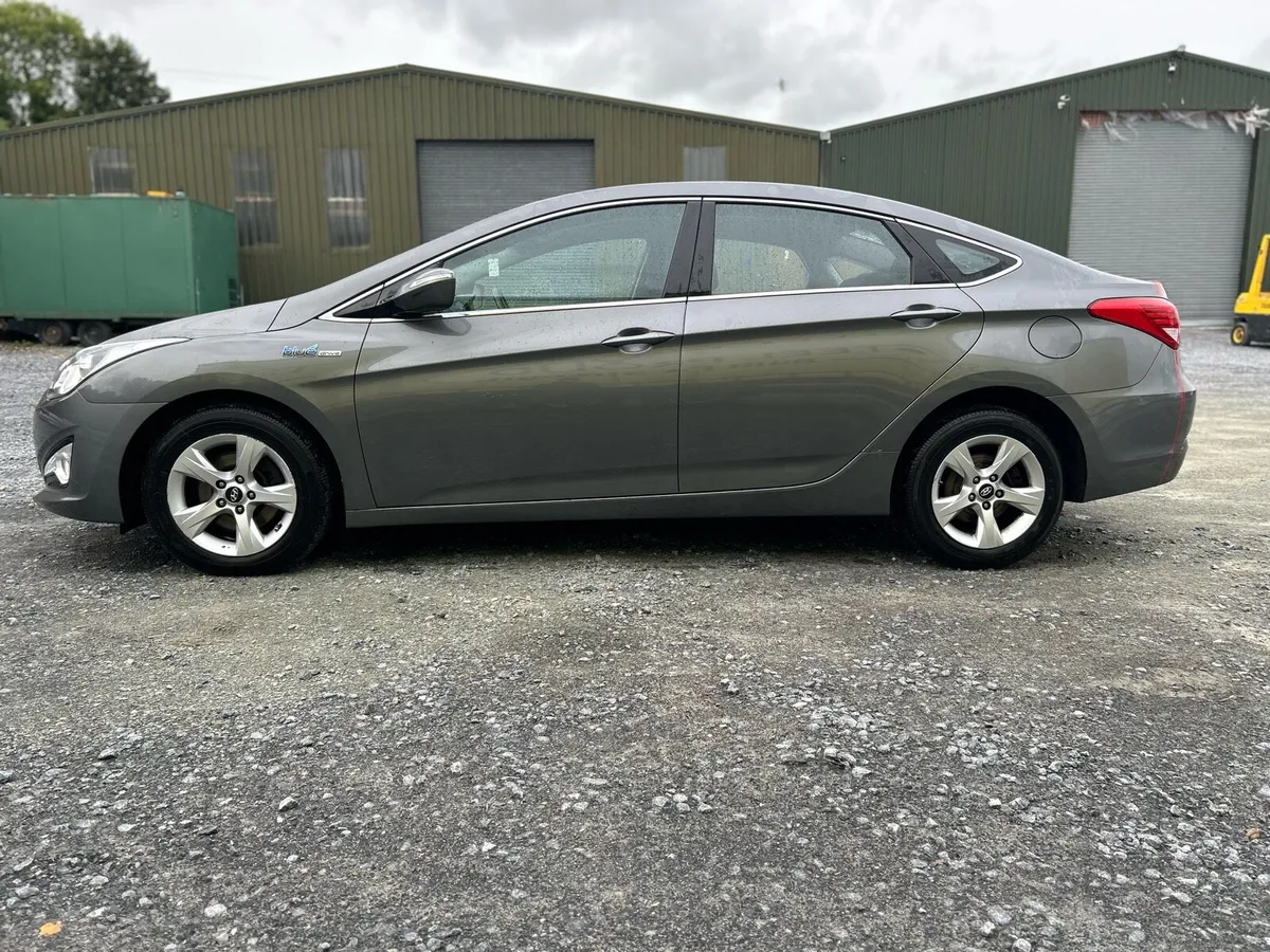 2014 Hyundai i40 1.7 diesel - Image 2