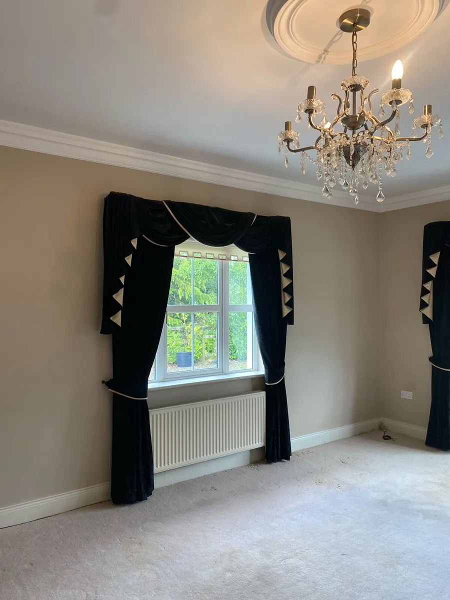 Curtains - Image 2