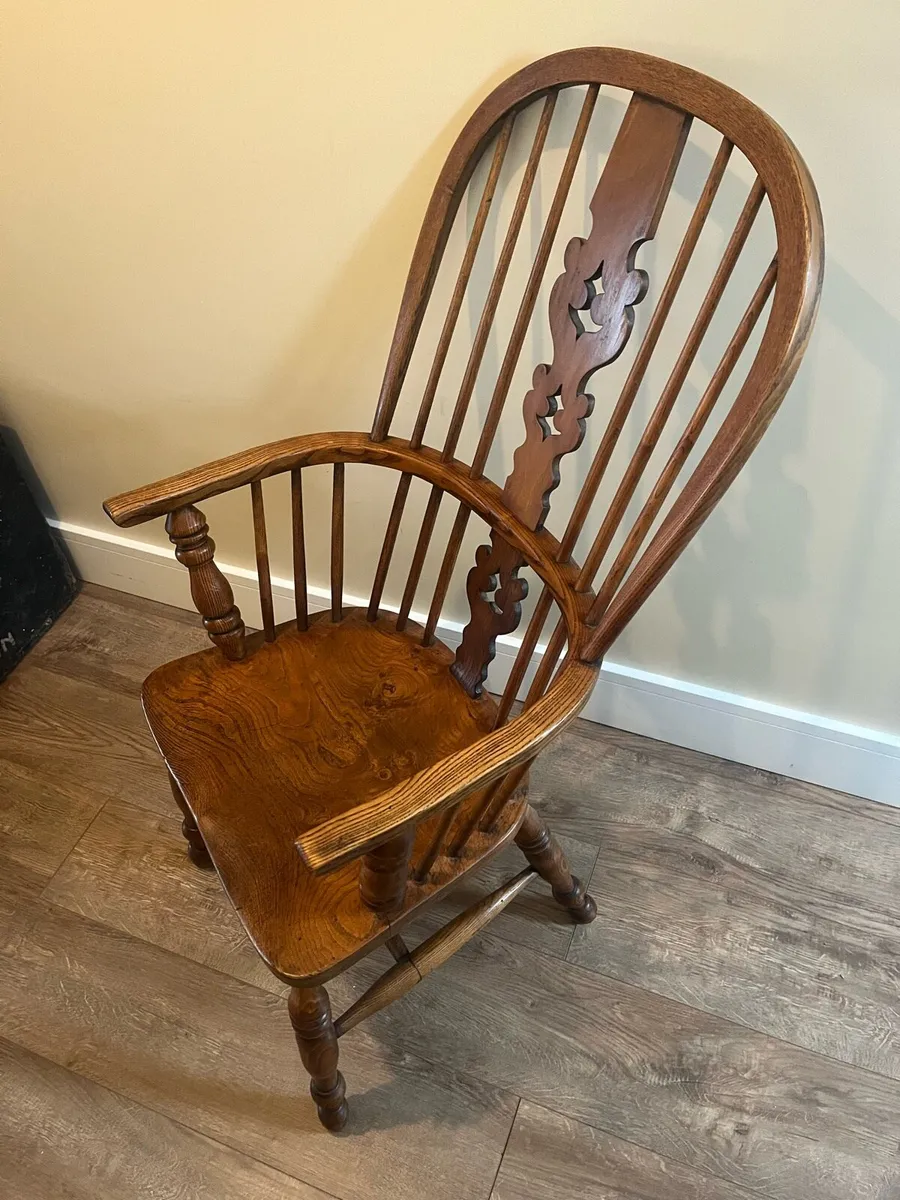 Antique 19th Century Elm Windsor Armchair - Image 2