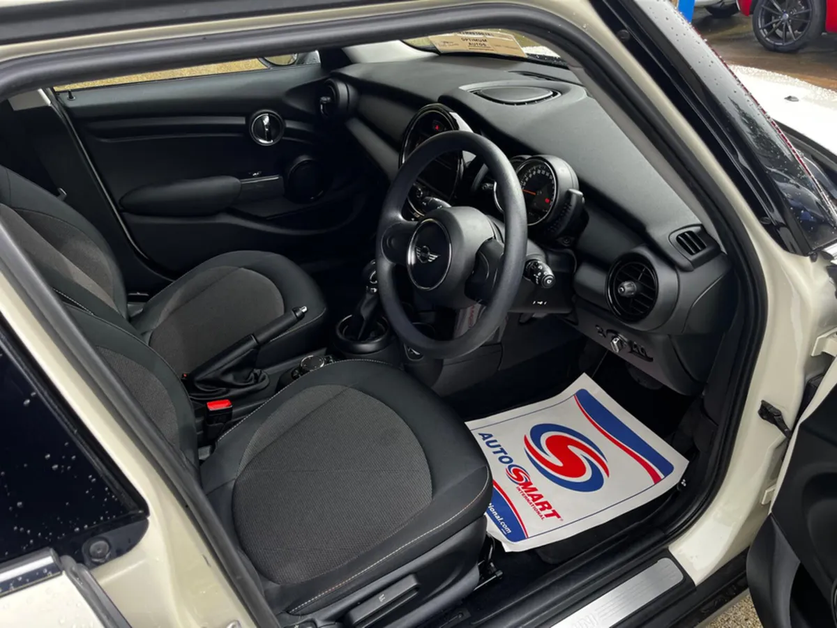 Mini Cooper AUTOMATIC 1.2 PETROL - Image 4