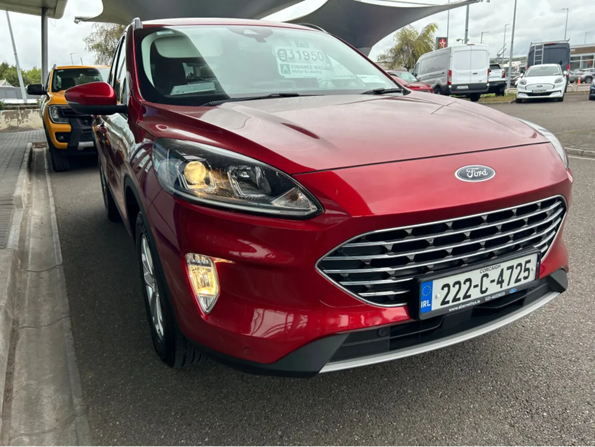 Ford Kuga TITANIUM 2.5 PHEV 225 S6.2 CT 4DR - Image 1