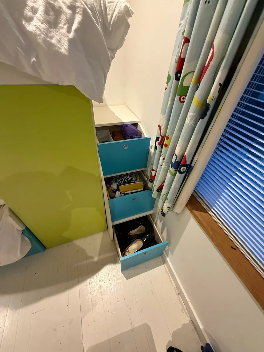 Bunkbeds with mattresses - Image 3