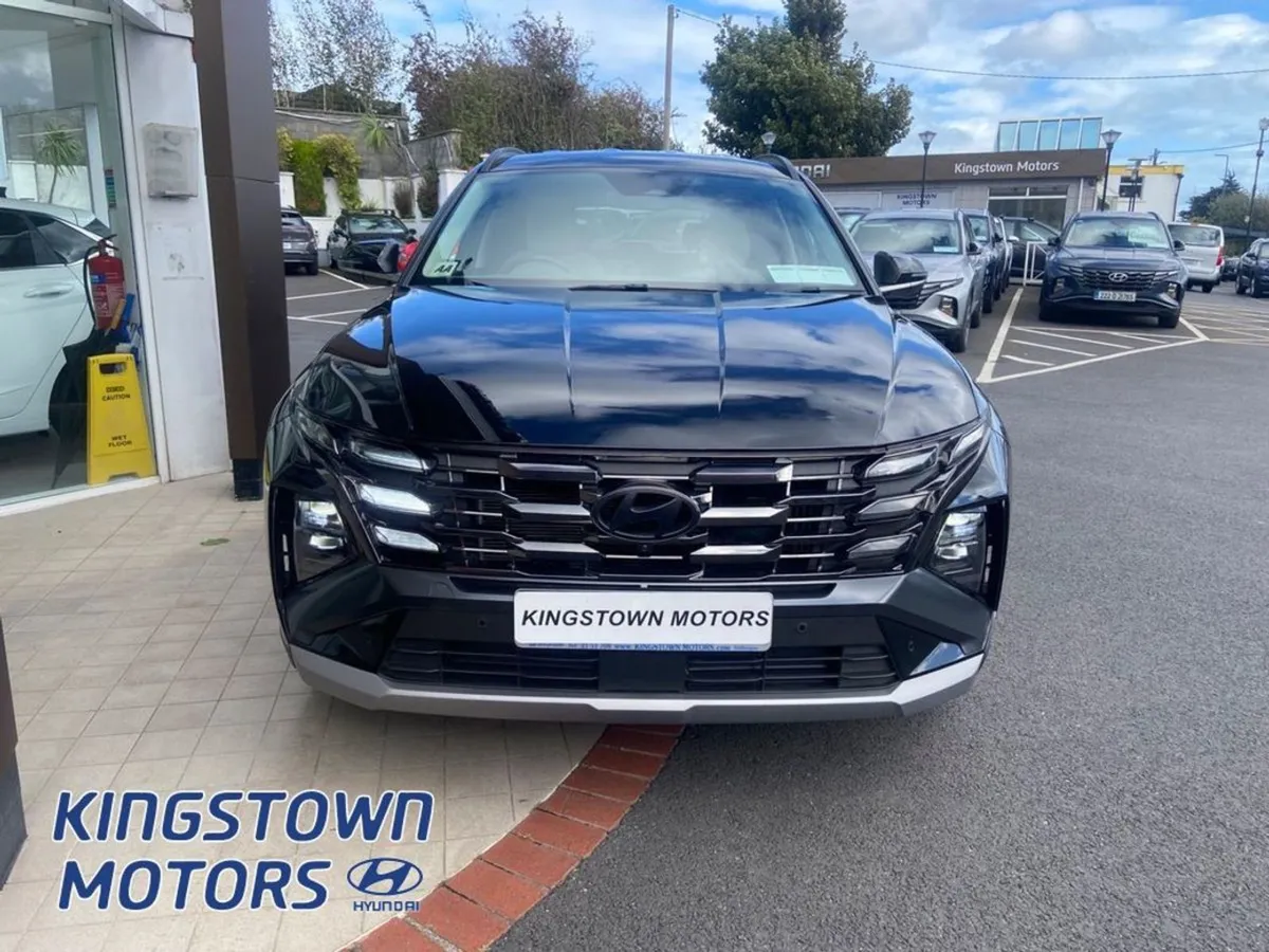 Hyundai Tucson Executive Plus Phev 4WD - Image 2