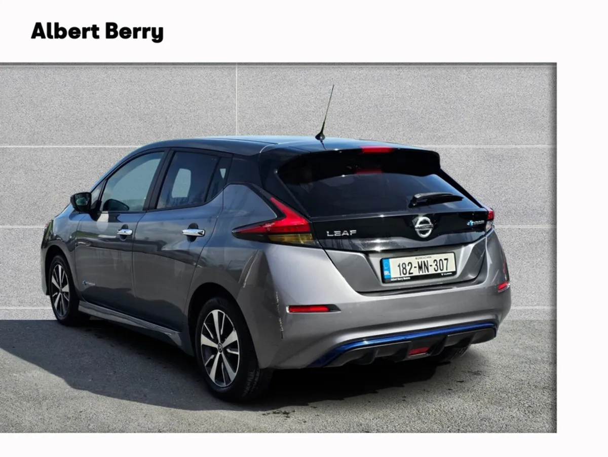 Nissan Leaf 40K EV SV 40KW '18 5DR AUTO 4DR - Image 3