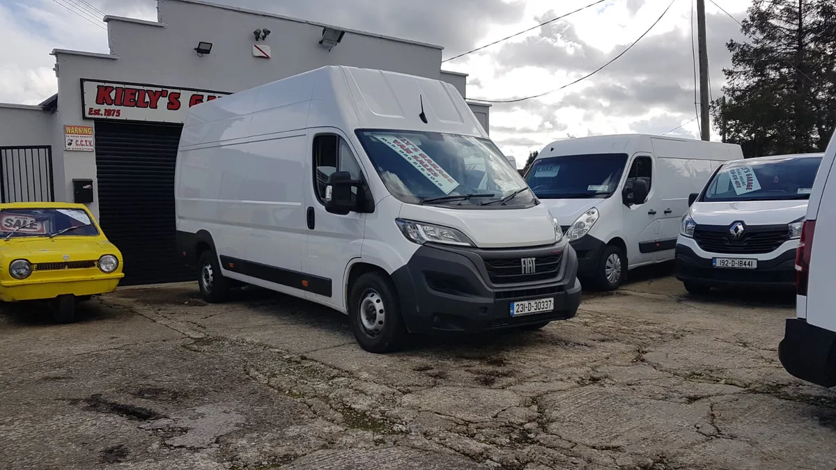 Fiat Ducato MAXI 2.2 160BHP ONE OWNER 105KM VAT IN - Image 2