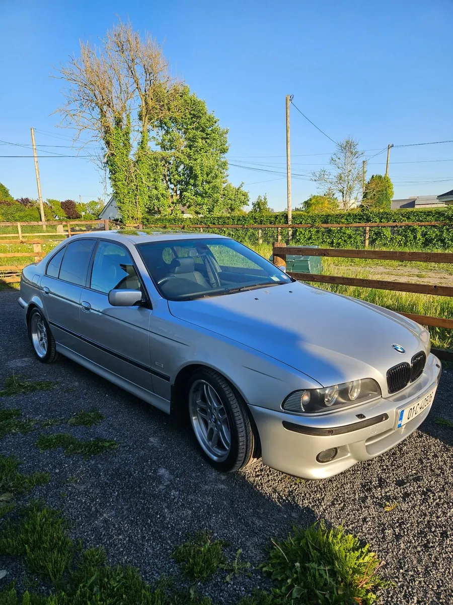 BMW 5-Series 2001 - Image 4