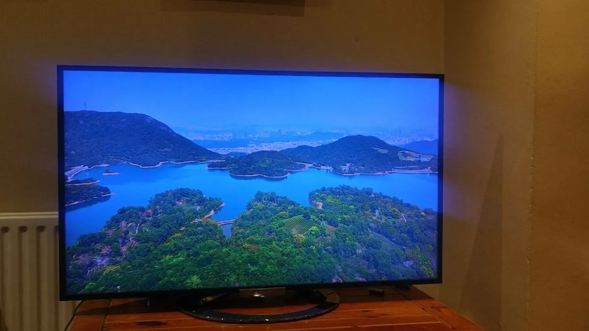 Sony 46" FHD 3D TV Kdl-46w905a (Faulty) - Image 1