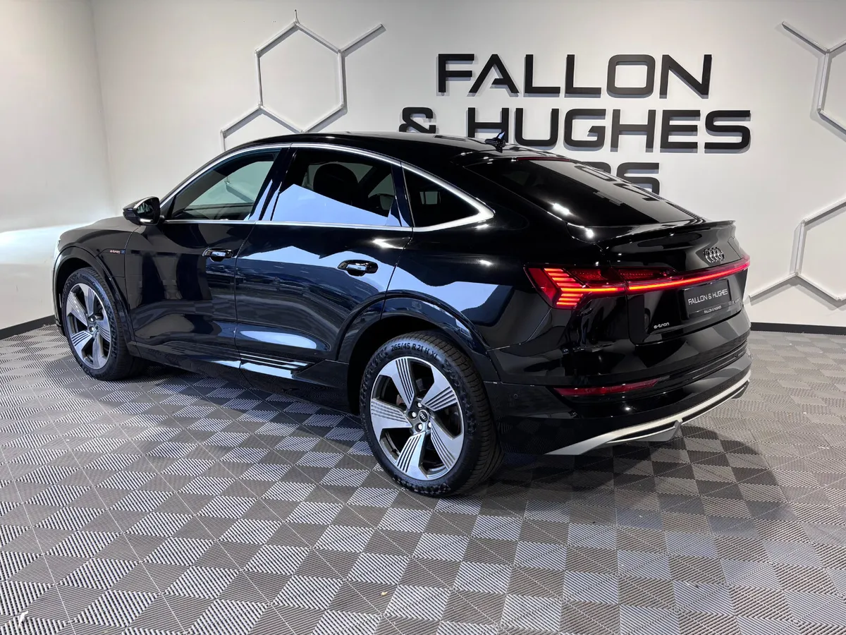 AUDI E-TRON S LINE 55 QUATTRO SPORTBACK 95KwH - Image 3