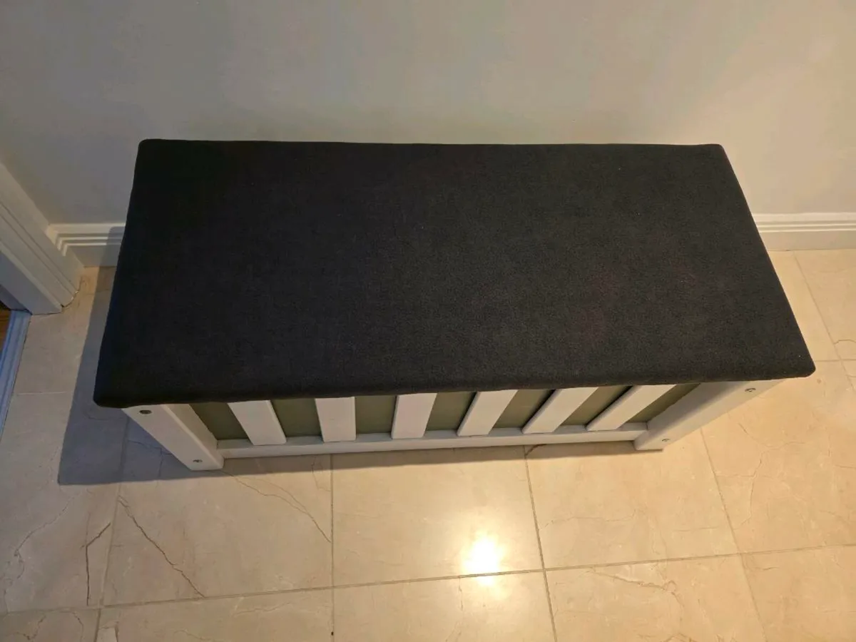 Wooden solid Storage seating bench - Image 4